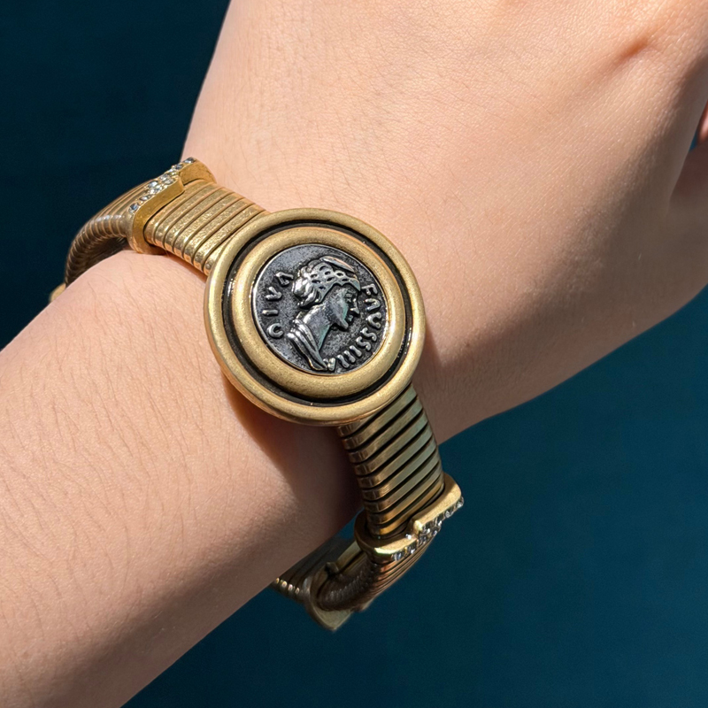 앤틱 골드 도금 뱅글 천연석 시계줄 참 브레이슬릿 레트 - Stones Watches & Jewelry In Sweden Ab 리뷰 및 가격